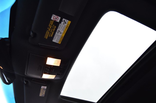 Lexus GX Vehicle Image 24