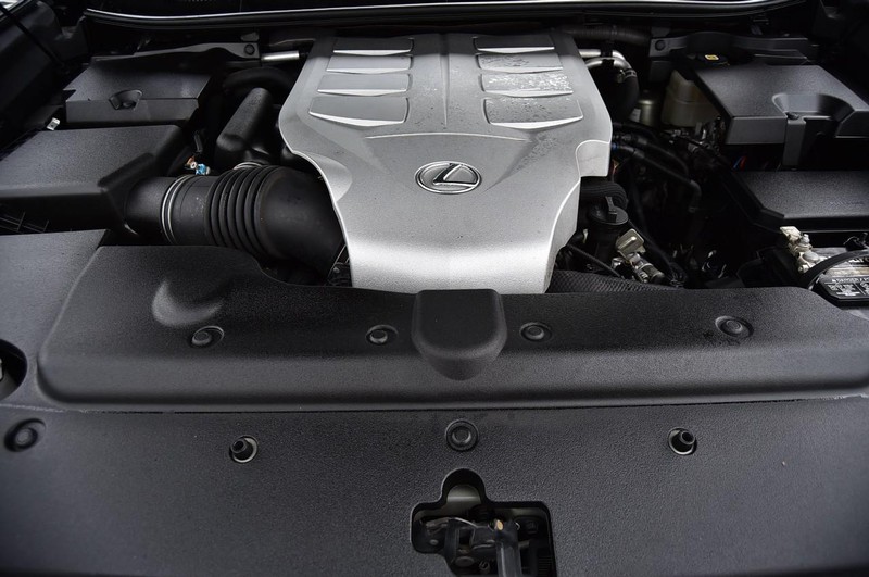 Lexus GX Vehicle Image 30