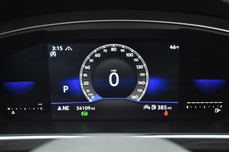 Volkswagen Tiguan Vehicle Image 12