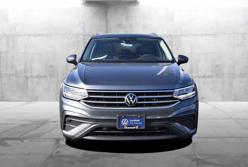 Volkswagen Tiguan Vehicle Image 04