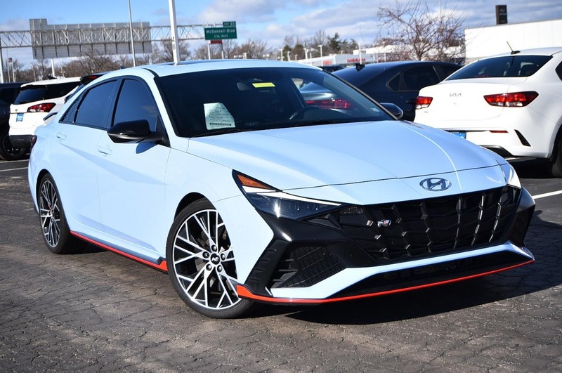 Hyundai Elantra N Vehicle Image 02