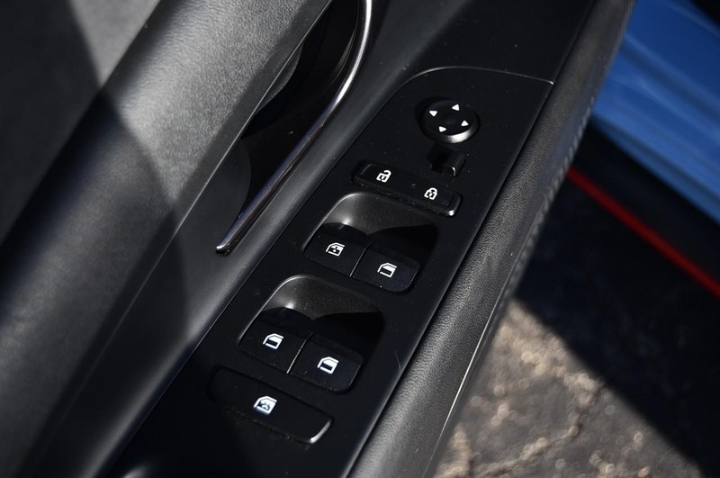 Hyundai Elantra N Vehicle Image 08