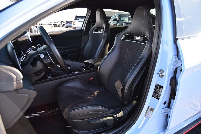 Hyundai Elantra N Vehicle Image 19