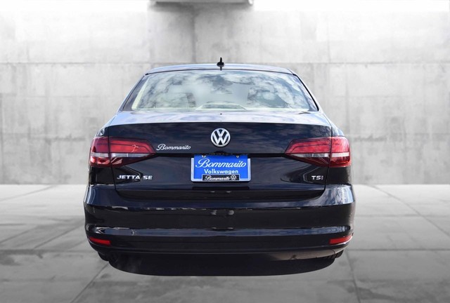 Volkswagen Jetta Vehicle Image 06