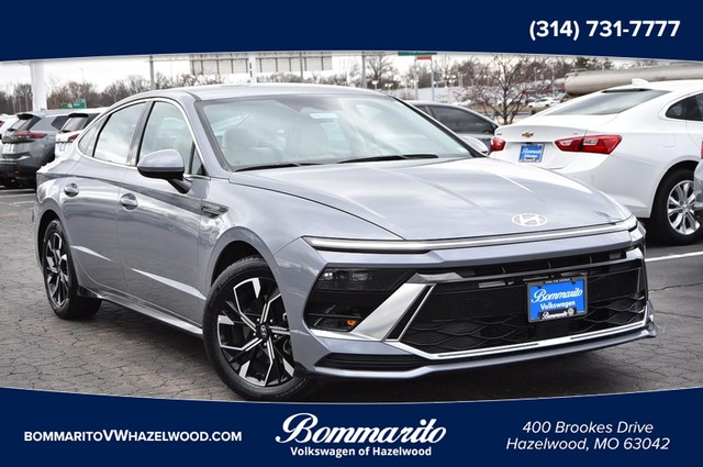 Hazelwood MO 2025 Hyundai Sonata more details - hyundai sonata