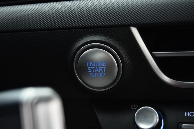 Hyundai Sonata Vehicle Image 17