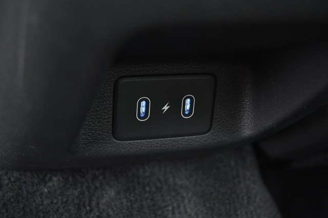 Hyundai Sonata Vehicle Image 22