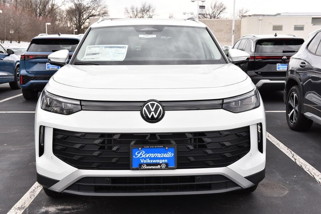 Volkswagen Tiguan Vehicle Image 03