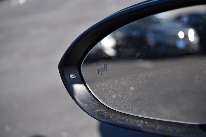 Volkswagen Jetta GLI Vehicle Image 10