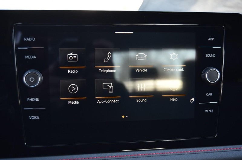 Volkswagen Jetta GLI Vehicle Image 14