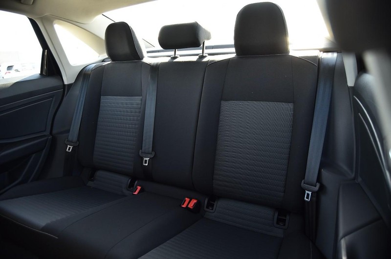 Volkswagen Jetta Vehicle Image 21