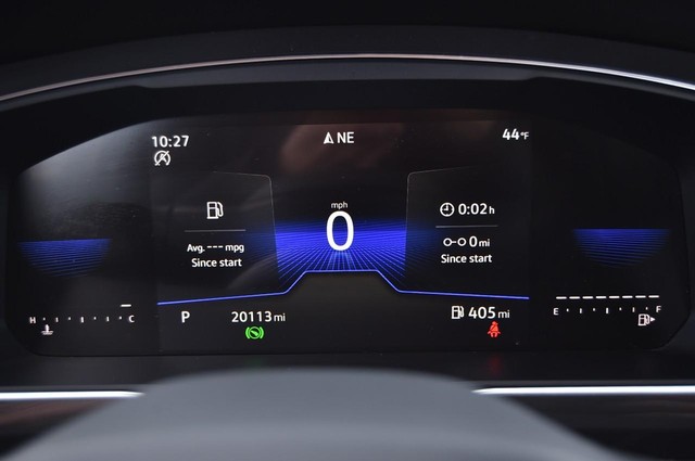 Volkswagen Tiguan Vehicle Image 12