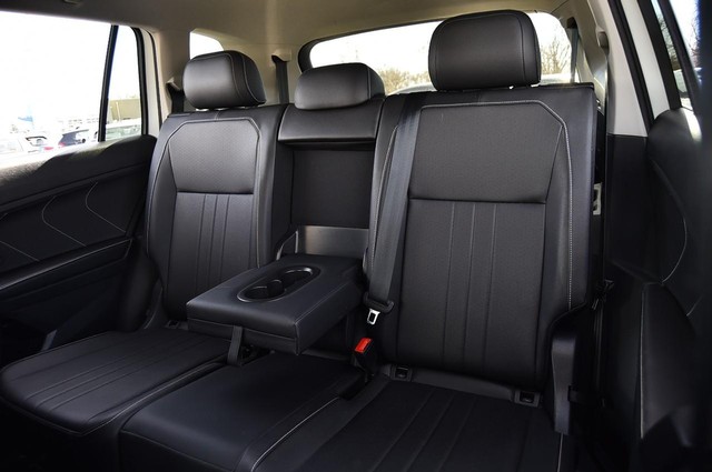 Volkswagen Tiguan Vehicle Image 21