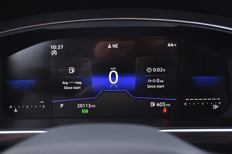 Volkswagen Tiguan Vehicle Image 12