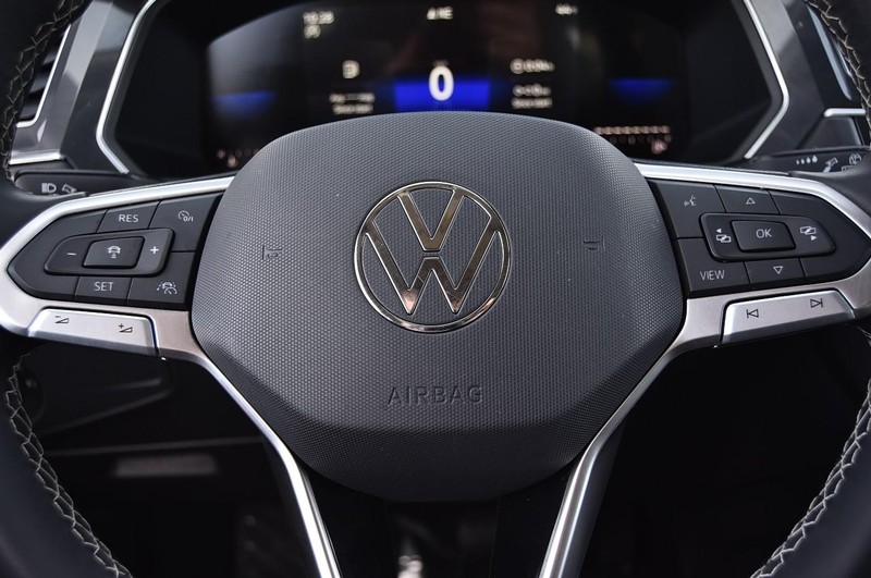 Volkswagen Tiguan Vehicle Image 18