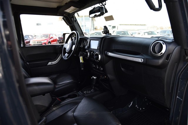 Jeep Wrangler Unlimited Vehicle Image 08