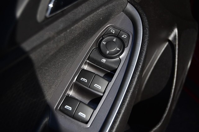 Chevrolet Malibu Vehicle Image 08