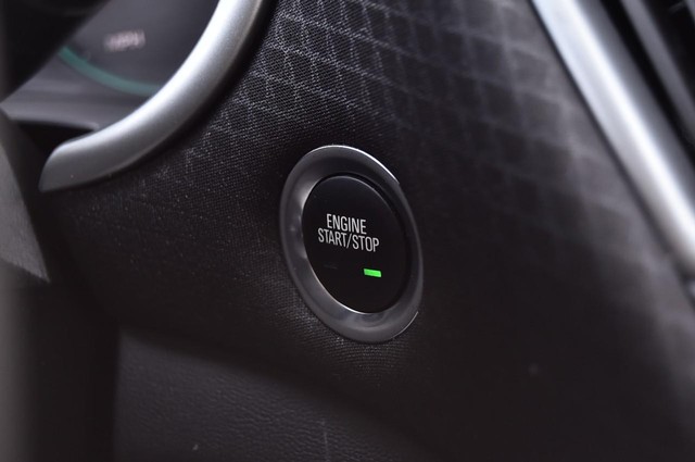 Chevrolet Malibu Vehicle Image 16