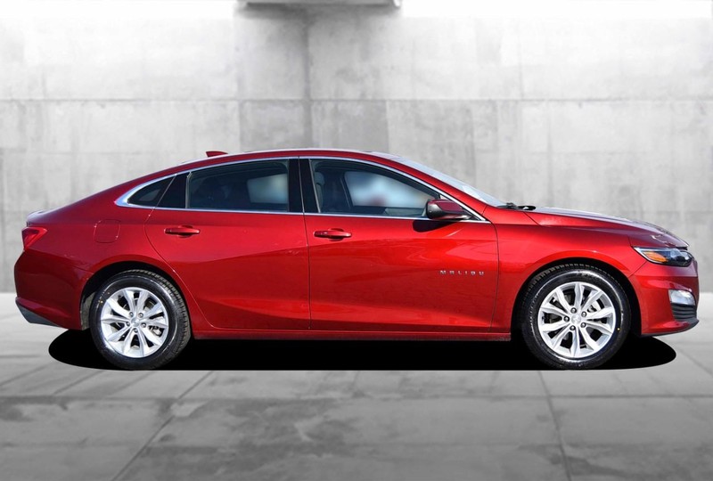 Chevrolet Malibu Vehicle Image 05