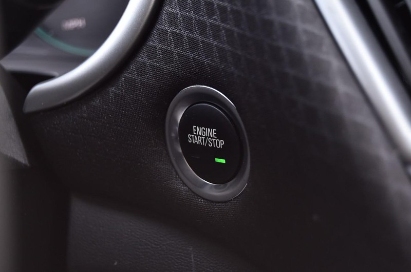 Chevrolet Malibu Vehicle Image 16