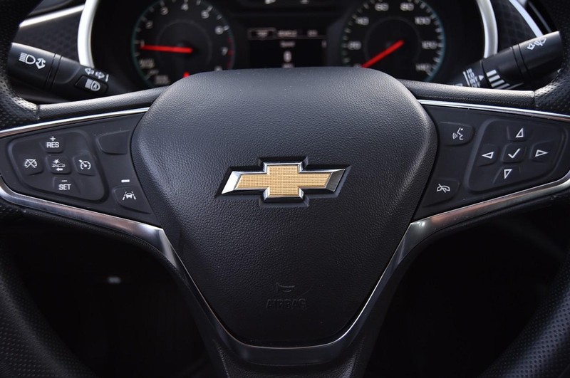 Chevrolet Malibu Vehicle Image 17