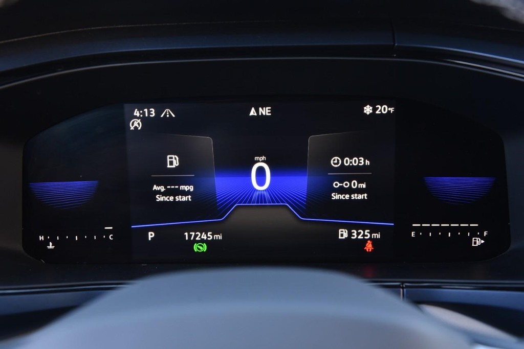 Volkswagen Taos Vehicle Full-screen Gallery Image 11