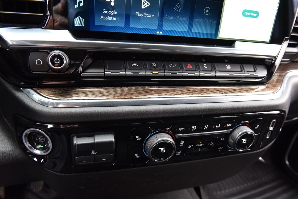 Chevrolet Silverado 1500 Vehicle Full-screen Gallery Image 14