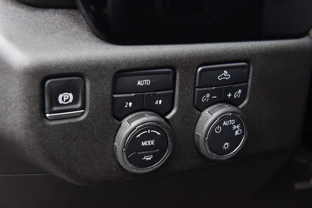 Chevrolet Silverado 1500 Vehicle Image 10