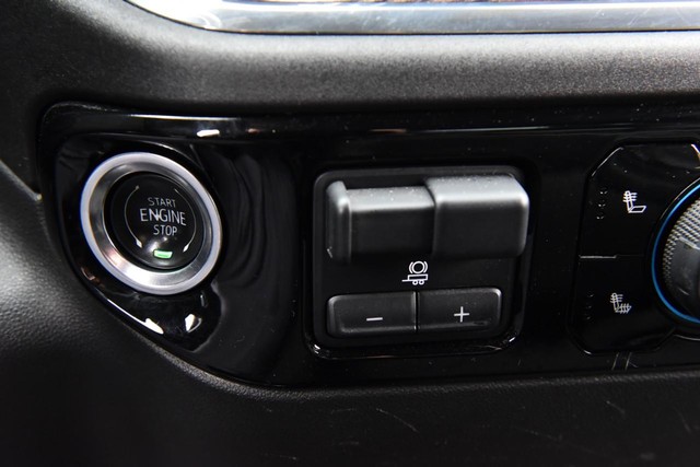 Chevrolet Silverado 1500 Vehicle Image 15