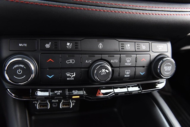 Dodge Durango Vehicle Image 16