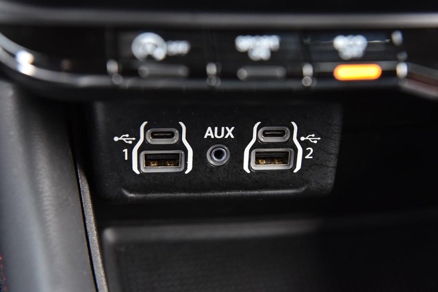 Dodge Durango Vehicle Image 17