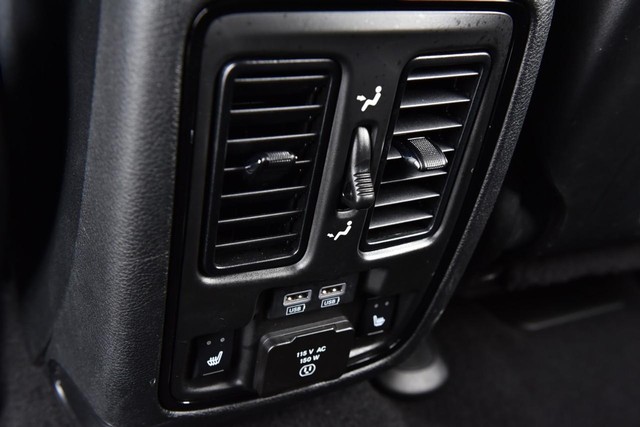 Dodge Durango Vehicle Image 24