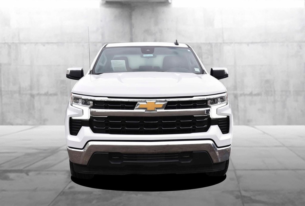 Chevrolet Silverado 1500 Vehicle Full-screen Gallery Image 4