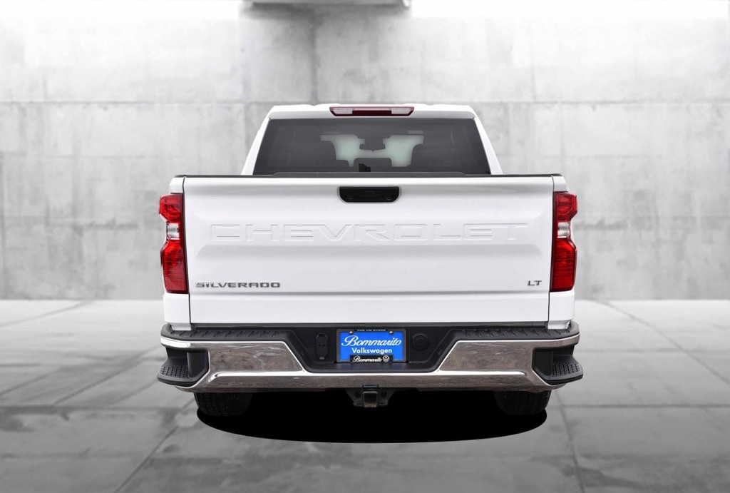 Chevrolet Silverado 1500 Vehicle Full-screen Gallery Image 6