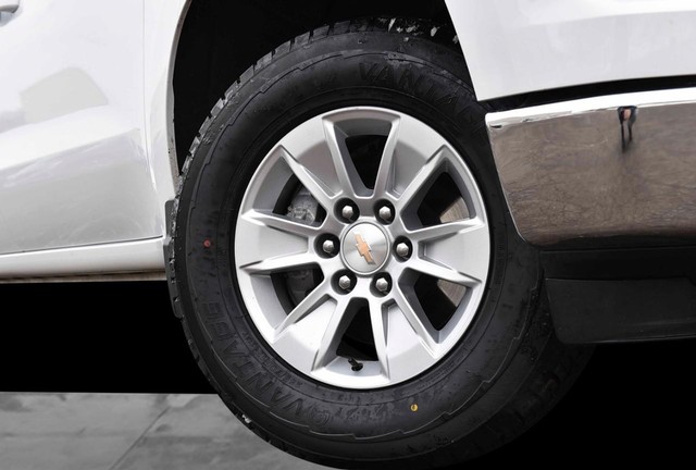 Chevrolet Silverado 1500 Vehicle Image 03