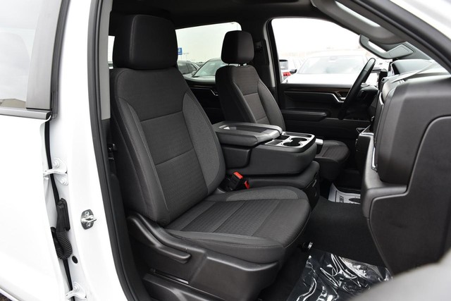 Chevrolet Silverado 1500 Vehicle Image 18