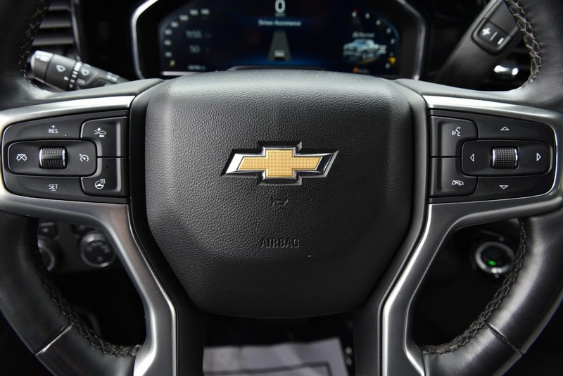 Chevrolet Silverado 1500 Vehicle Image 16