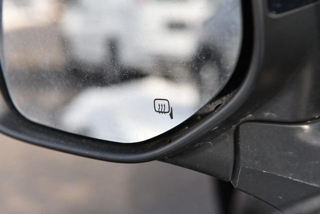 Subaru Outback Vehicle Image 11