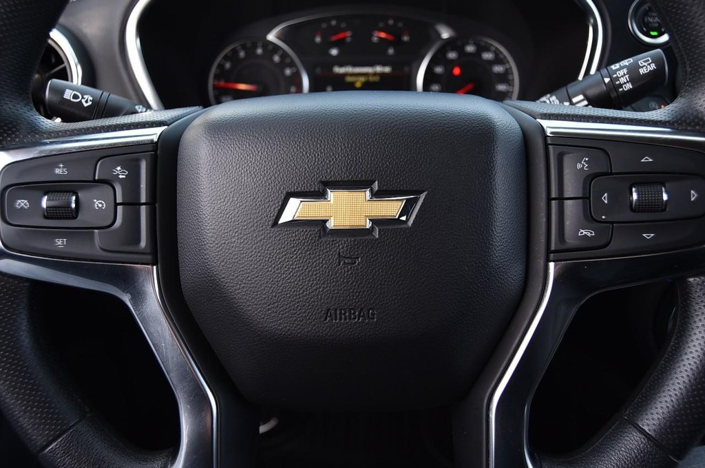 Chevrolet Blazer Vehicle Full-screen Gallery Image 17