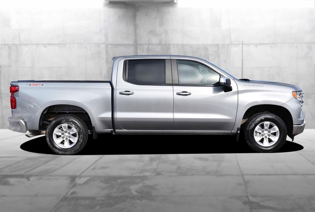 Chevrolet Silverado 1500 Vehicle Full-screen Gallery Image 5