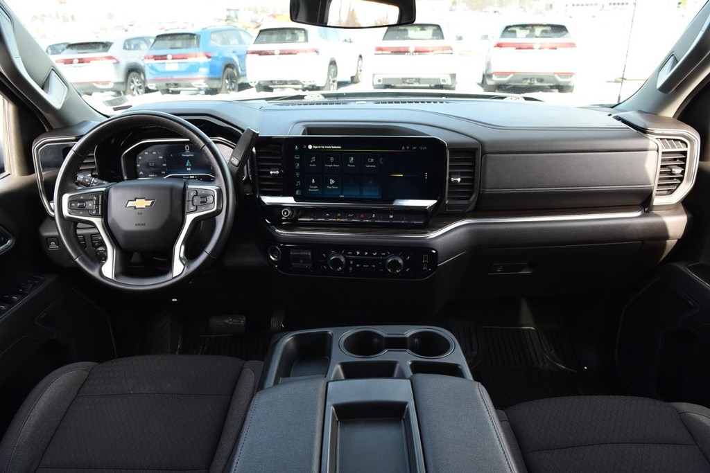 Chevrolet Silverado 1500 Vehicle Full-screen Gallery Image 8