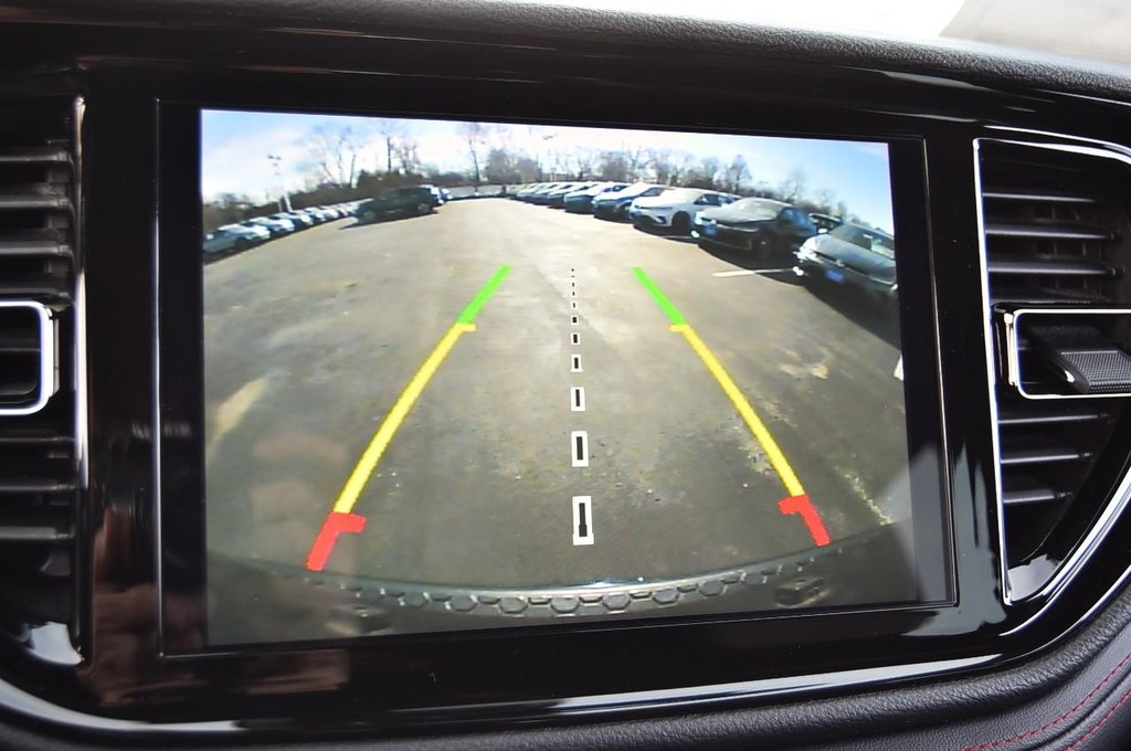 Dodge Durango Vehicle Full-screen Gallery Image 14