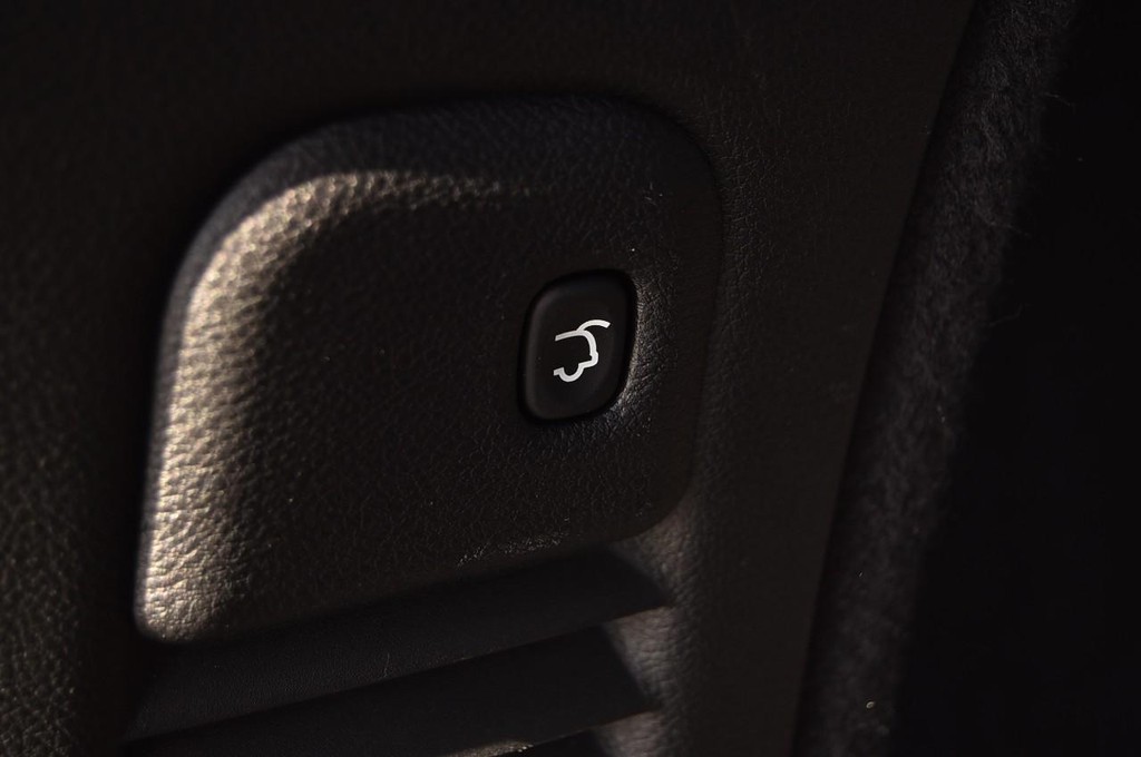 Dodge Durango Vehicle Full-screen Gallery Image 27