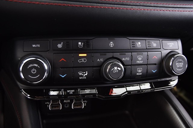 Dodge Durango Vehicle Image 16