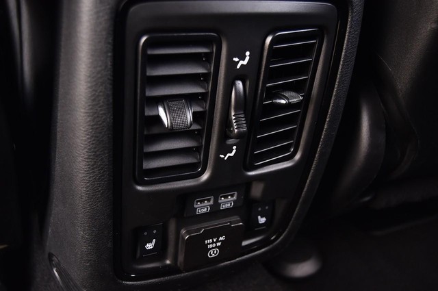 Dodge Durango Vehicle Image 24