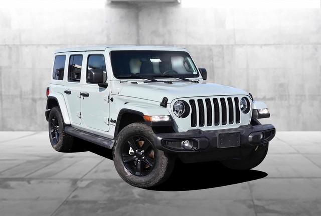 Jeep Wrangler Vehicle Image 02