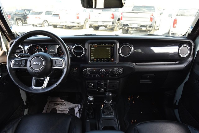 Jeep Wrangler Vehicle Image 07