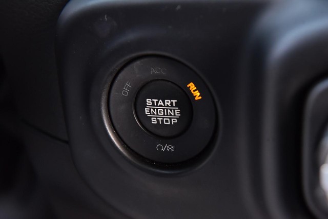 Jeep Wrangler Vehicle Image 17