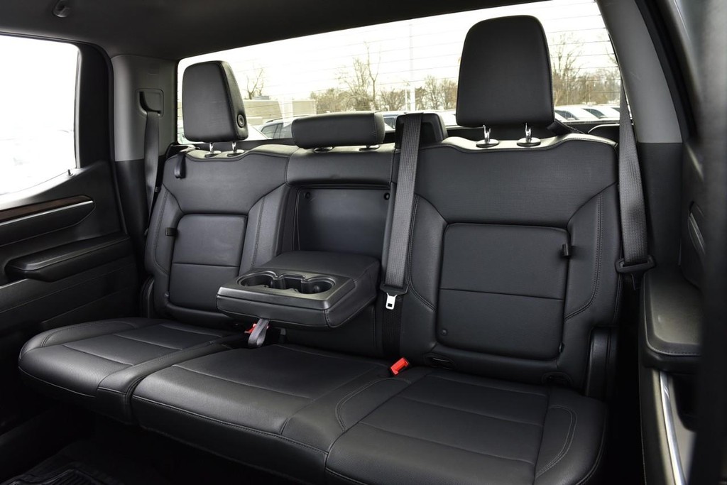 GMC Sierra 1500 Vehicle Full-screen Gallery Image 21