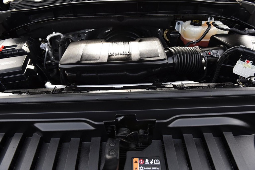 GMC Sierra 1500 Vehicle Full-screen Gallery Image 23